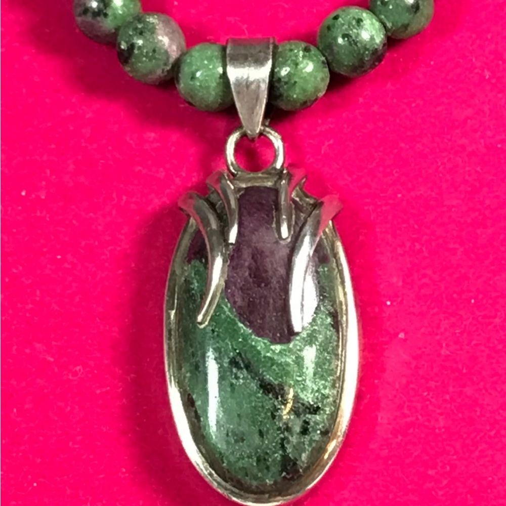 Ruby In Zoisite Natural Beaded Pendant Necklace - image 5
